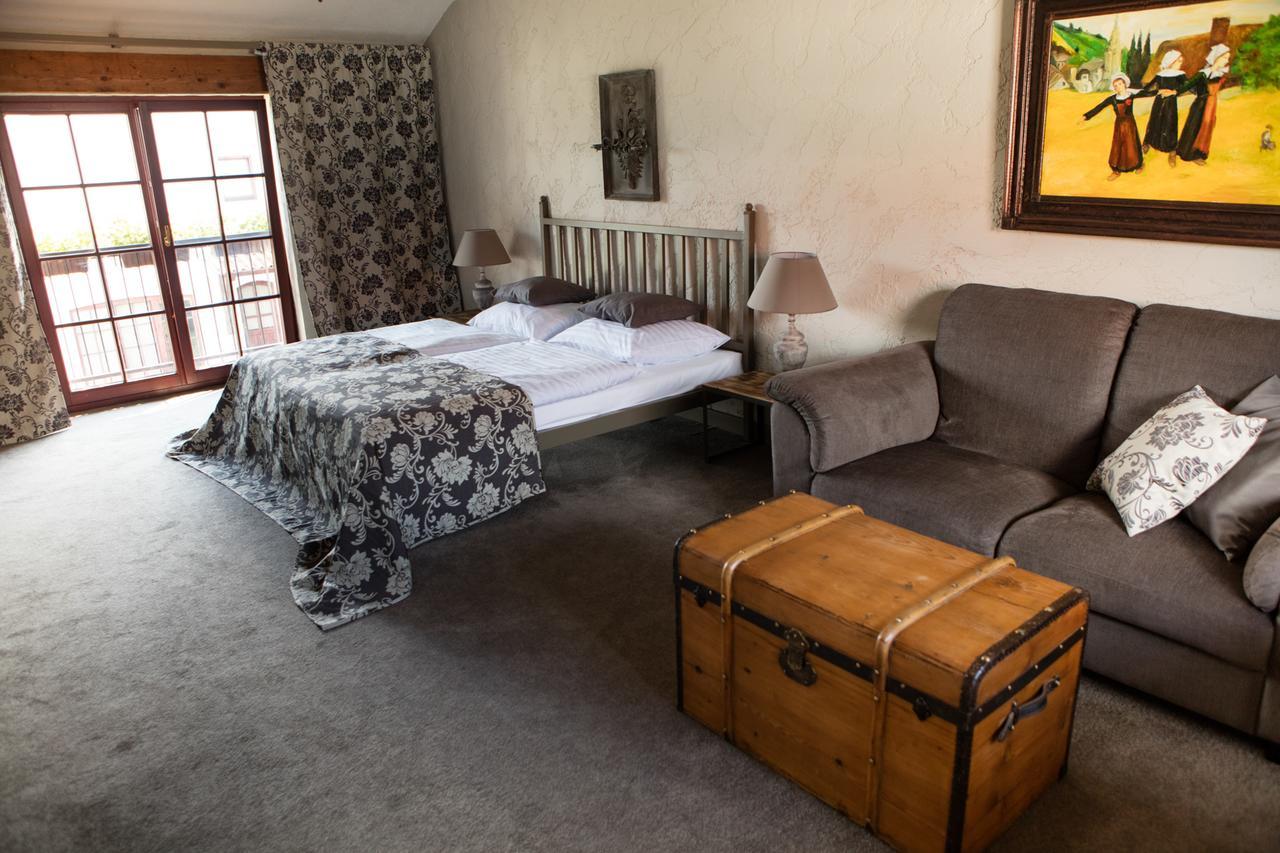 Za Murem Aparthotel 3*
